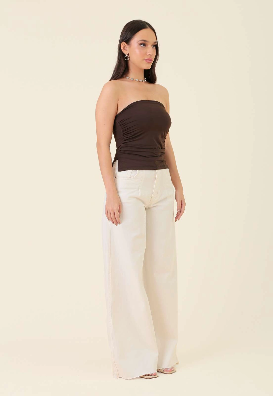 Blusa Em Poliamida Decote Reto Com Franzido Lateral