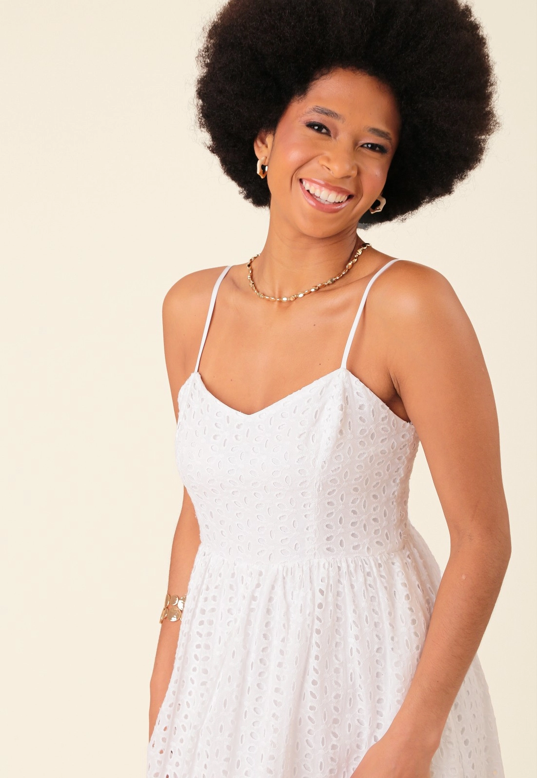 Vestido New Midi Em Laise Alça Recorte Bolso
