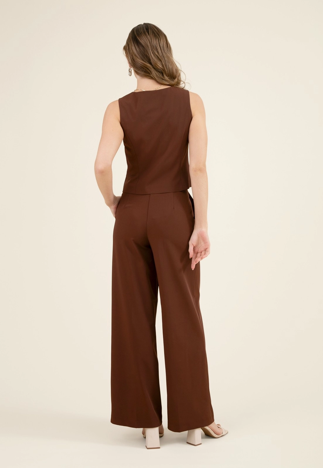 Calça Wide Leg Em Alfaiataria Com Cós Transpassado