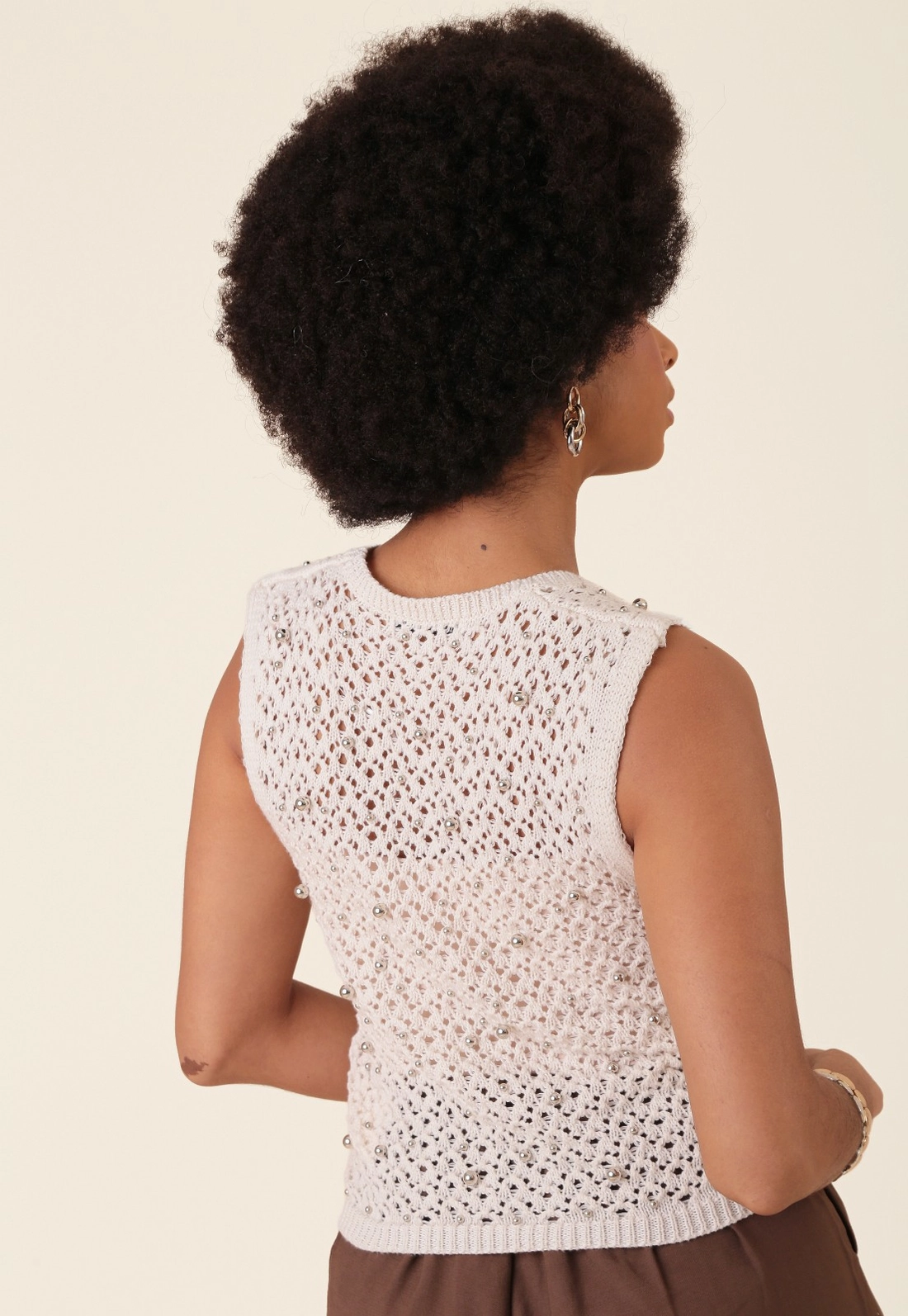 Blusa Em Tricô Vazada Com Aplicação
