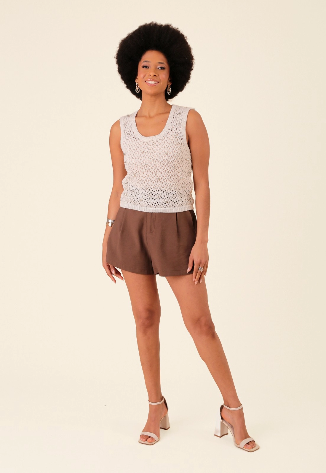 Blusa Em Tricô Vazada Com Aplicação