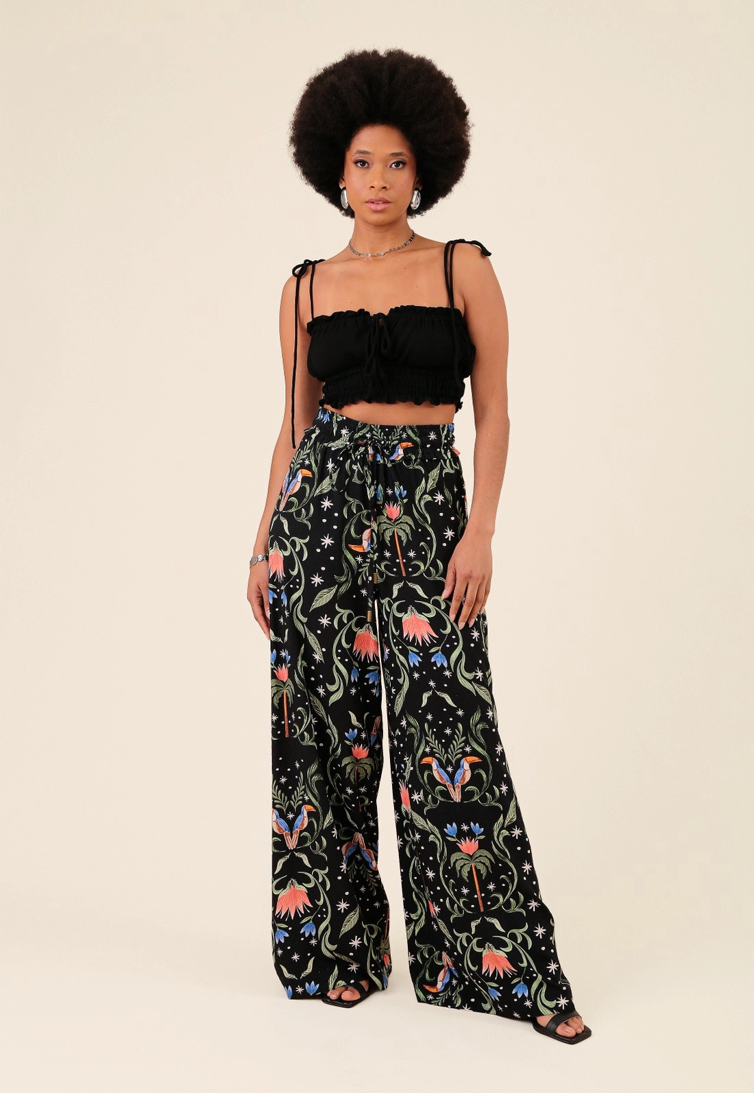 Calça Pantalona Em Viscose Estampada Tucano Tropical