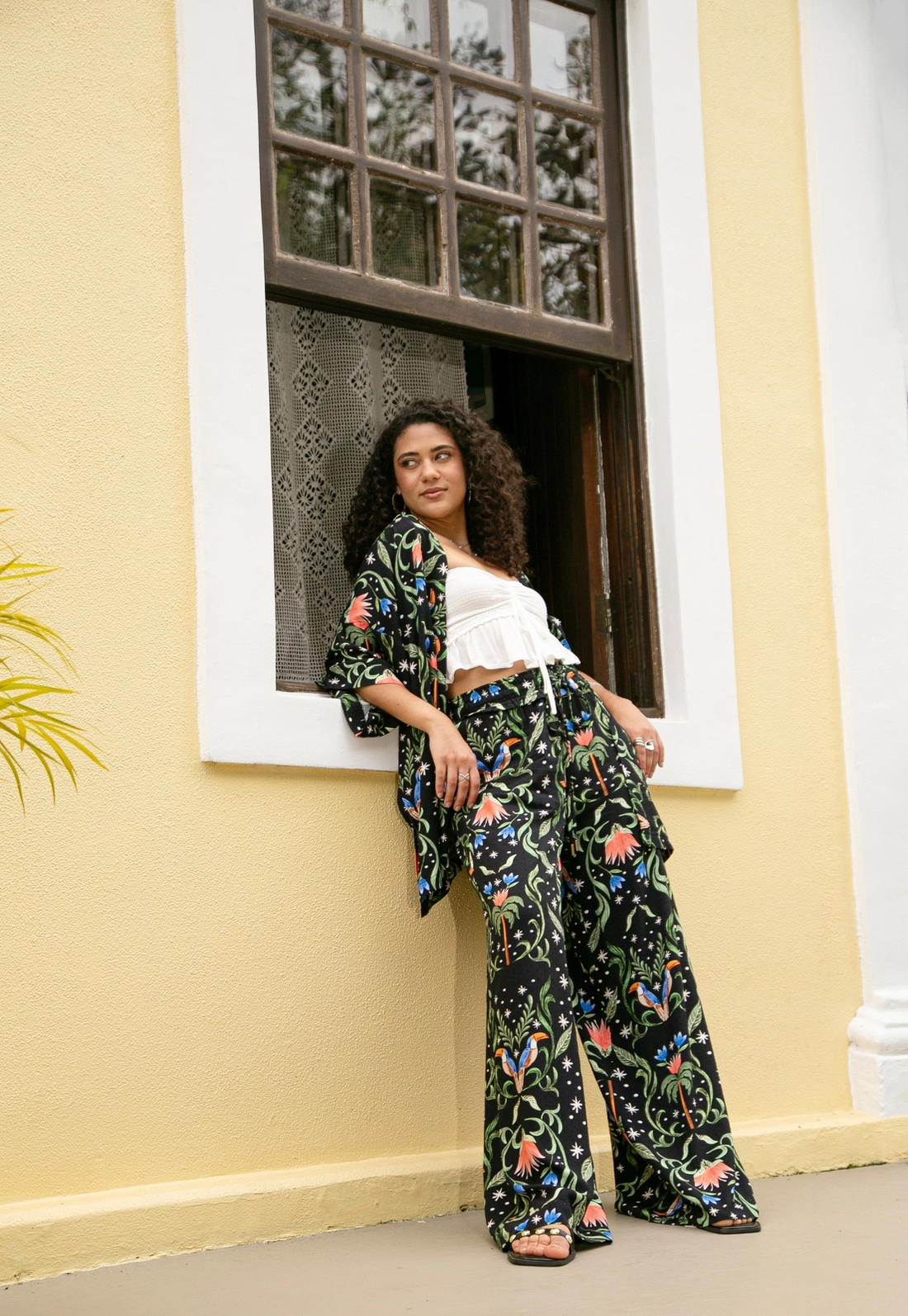 Calça Pantalona Em Viscose Estampada Tucano Tropical