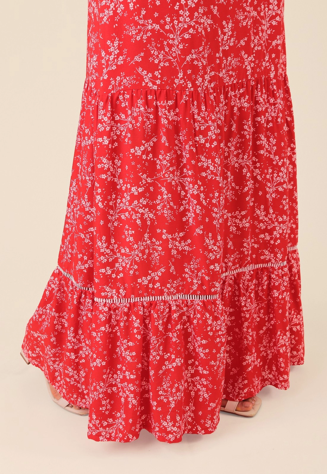 Vestido Longo Em Viscose Liberty Alça E Abertura Lateral