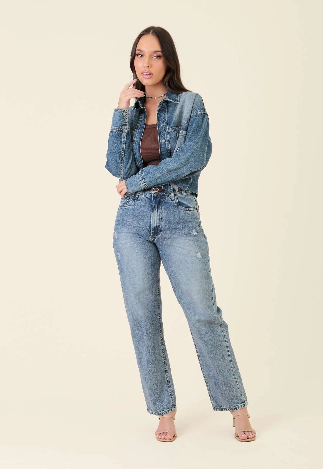 Jaqueta Jeans Com Recortes E Bolso