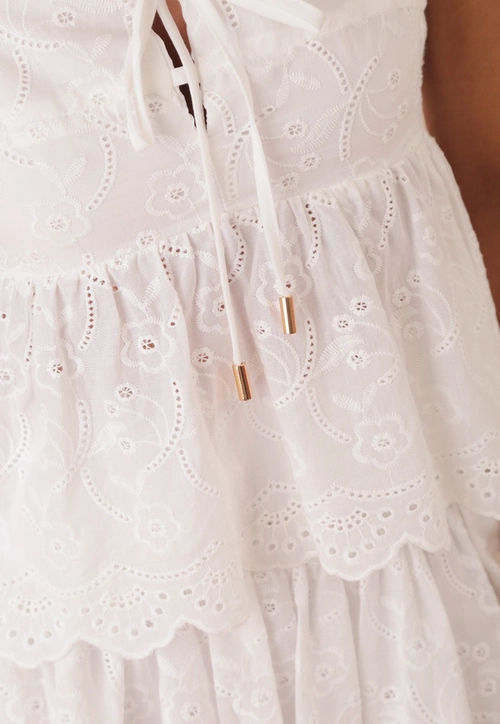 Blusa Peplum Alça Em Laise Com Babados