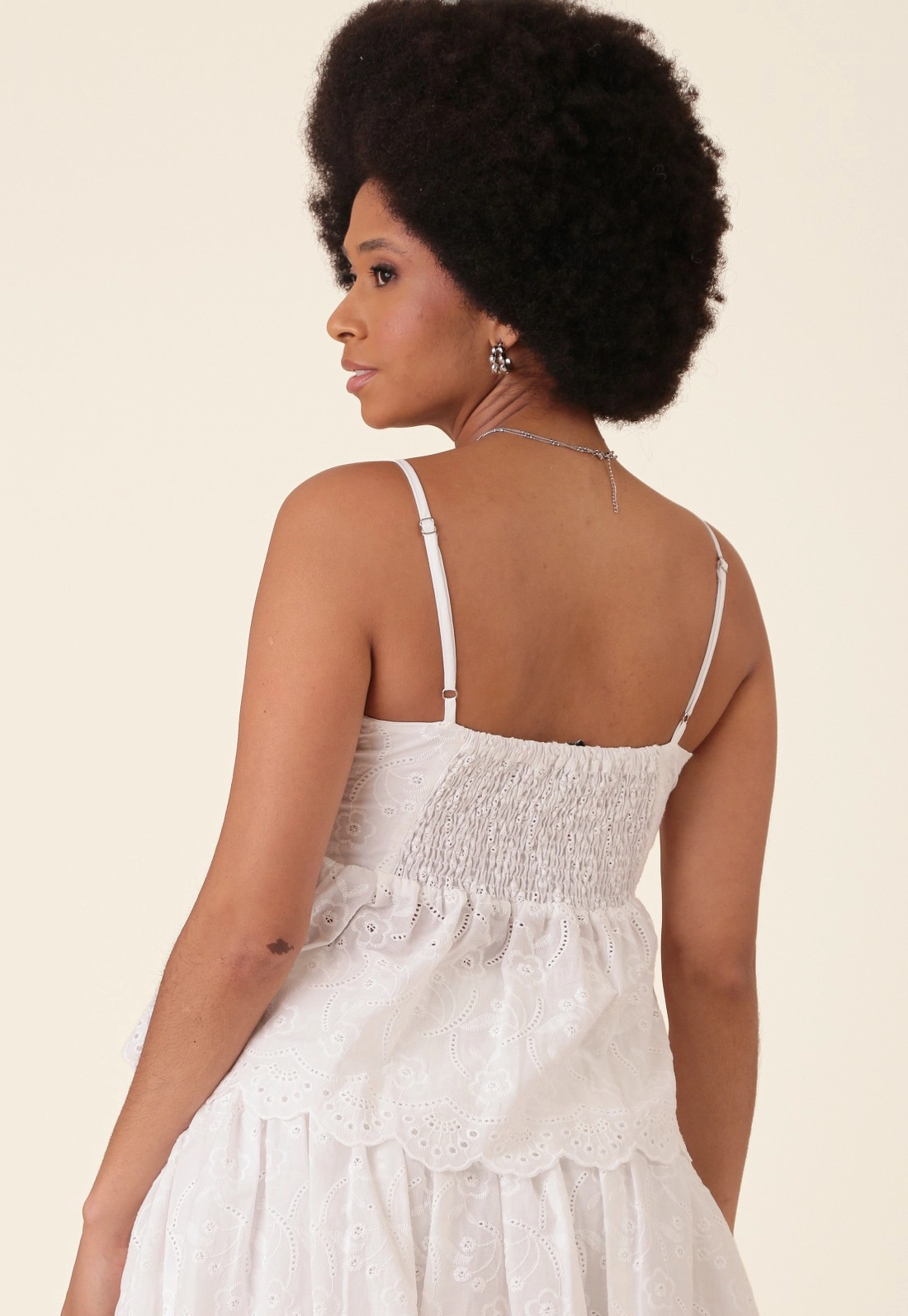 Blusa Peplum Alça Em Laise Com Babados