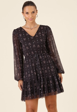 Vestido Curto Em Tule Midnight Bloom Manga Longa
