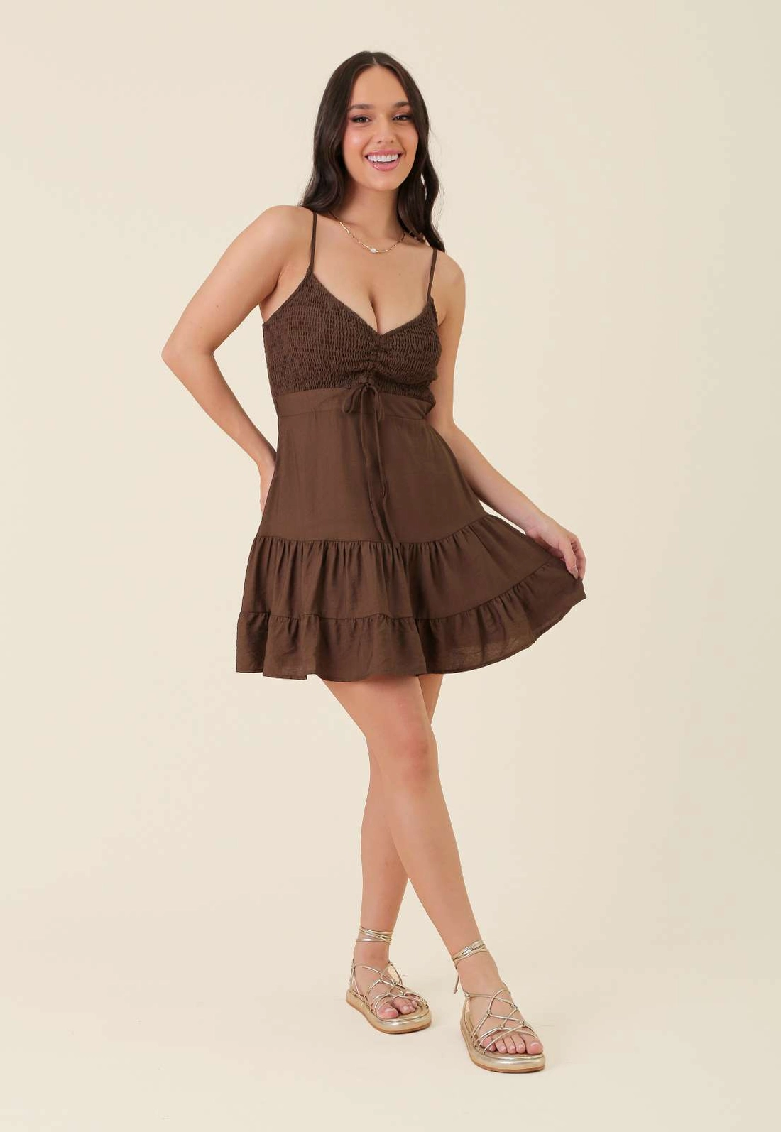 Vestido Curto Evasê Em Viscose Alça