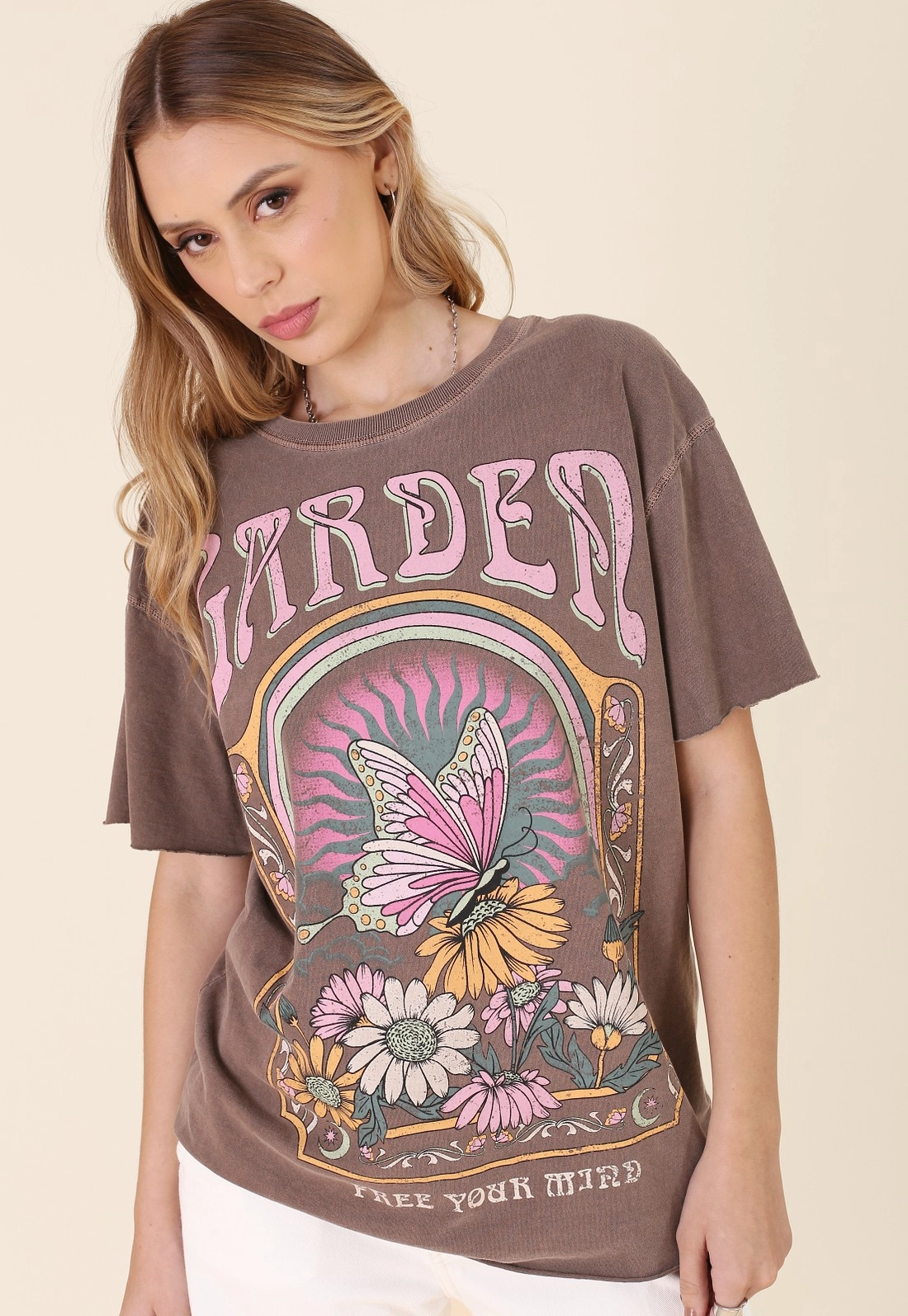 T-Shirt Em Malha Estonada Manga Curta Garden