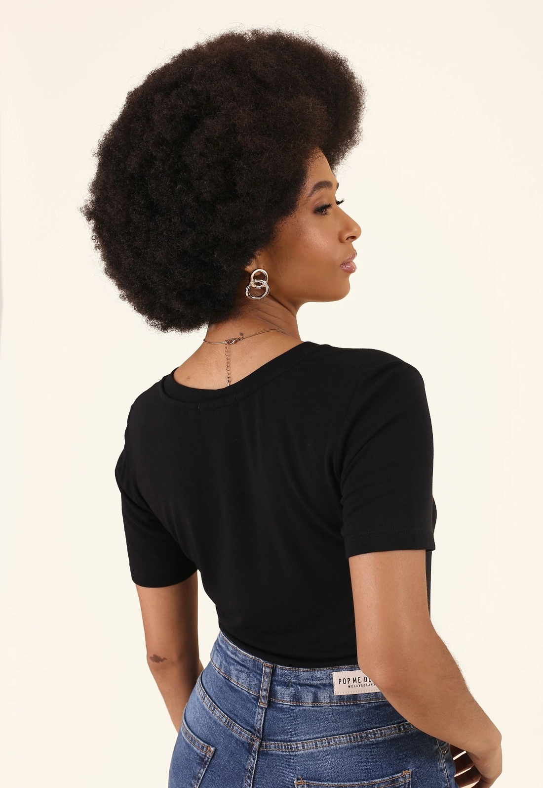 Blusa Em Malha Tricot Manga Curta Decote V