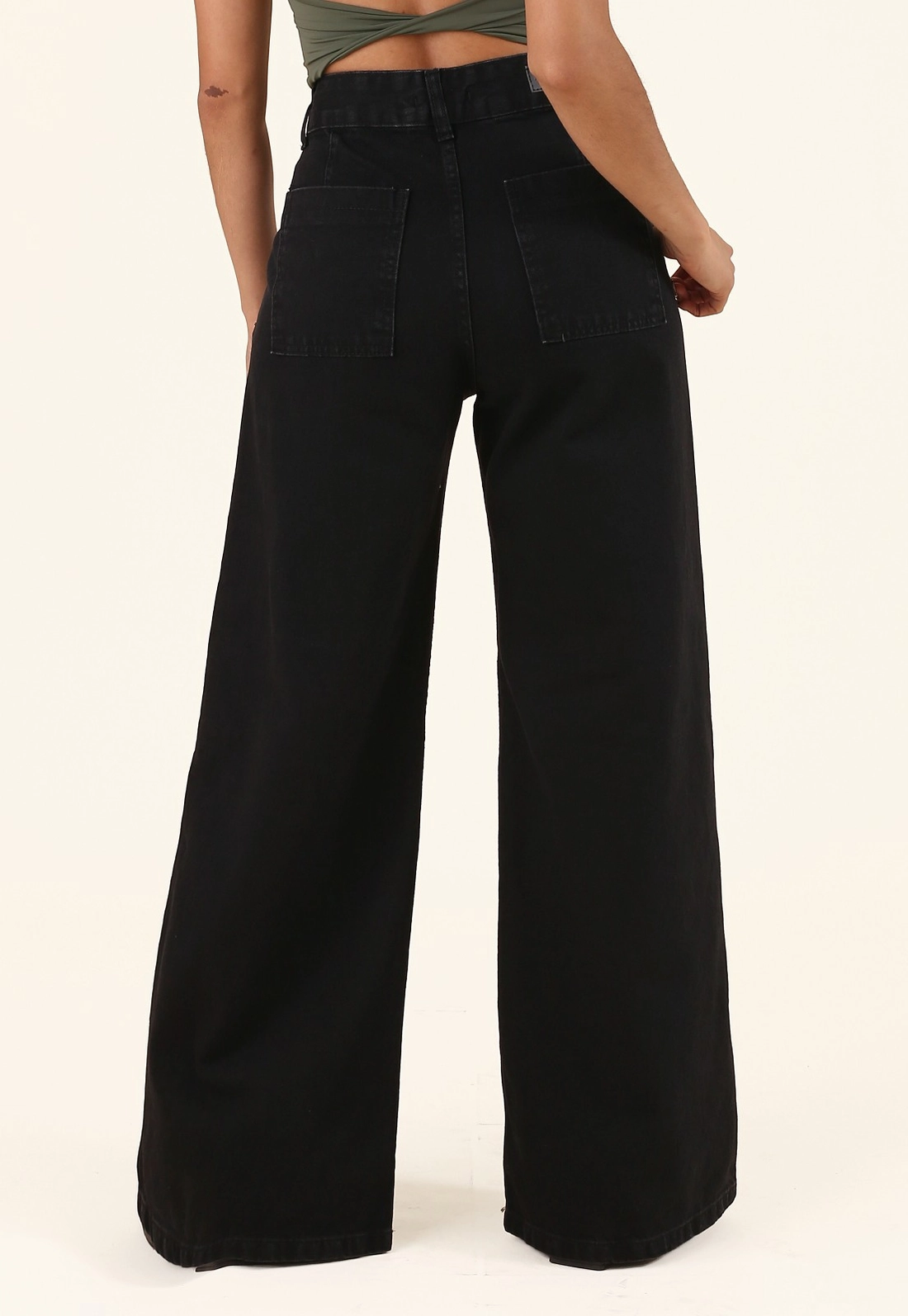 Calça Jeans Wide Leg Bolso Faca