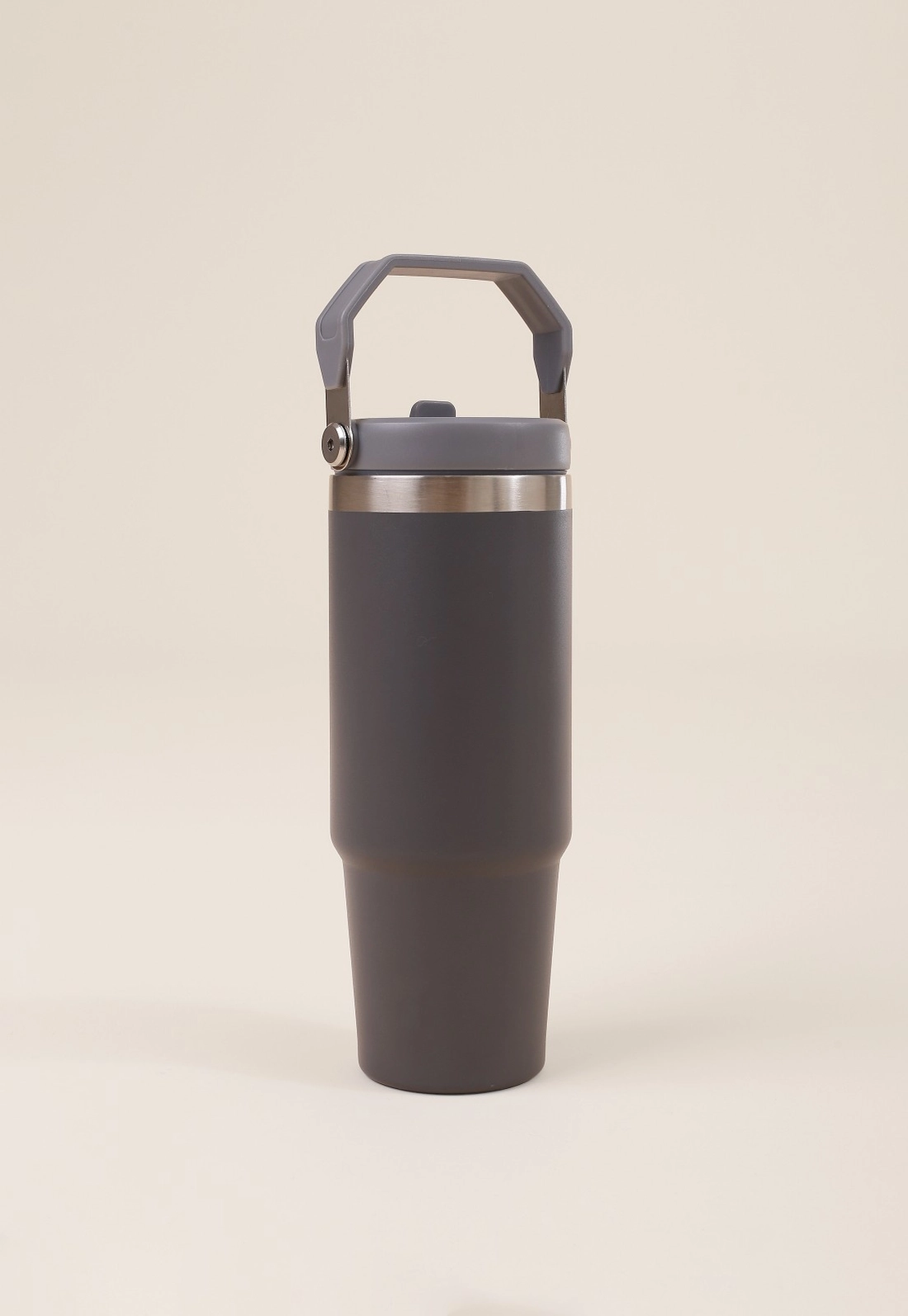 Garrafa Térmica Com Alça E Canudo 900 ml