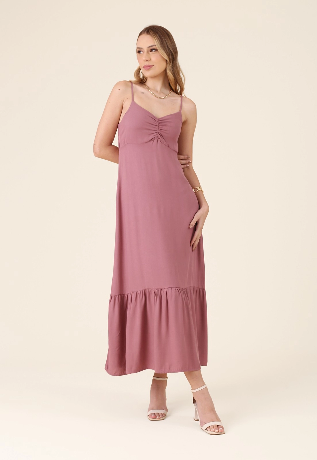 Vestido Midi Alça Com Franzido Em Viscose