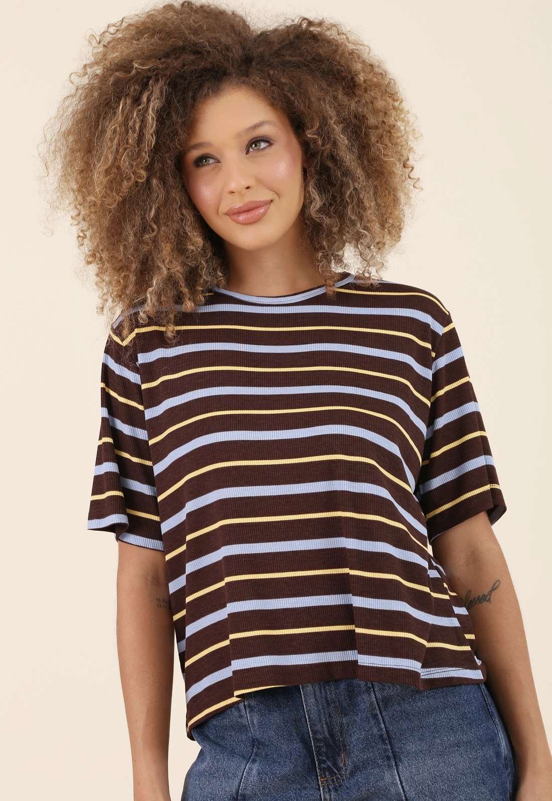 Blusa Manga Curta Em Ribana Listrada