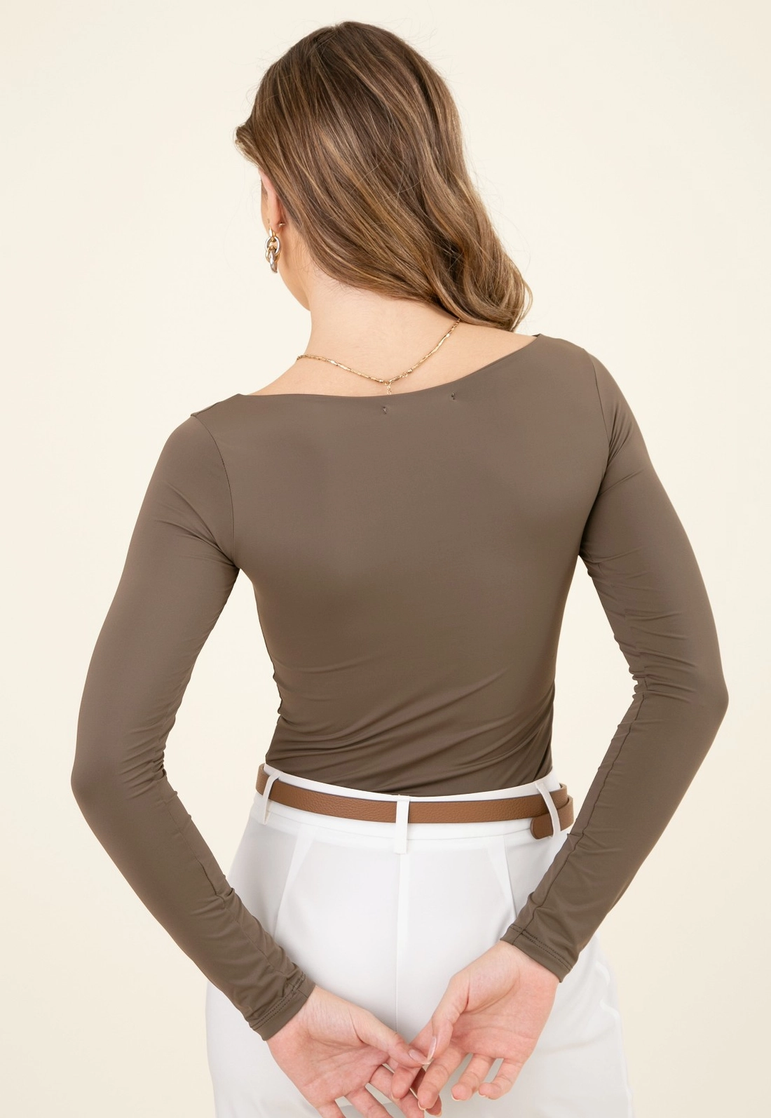 Blusa Decote Halter Manga Longa Em Poliamida