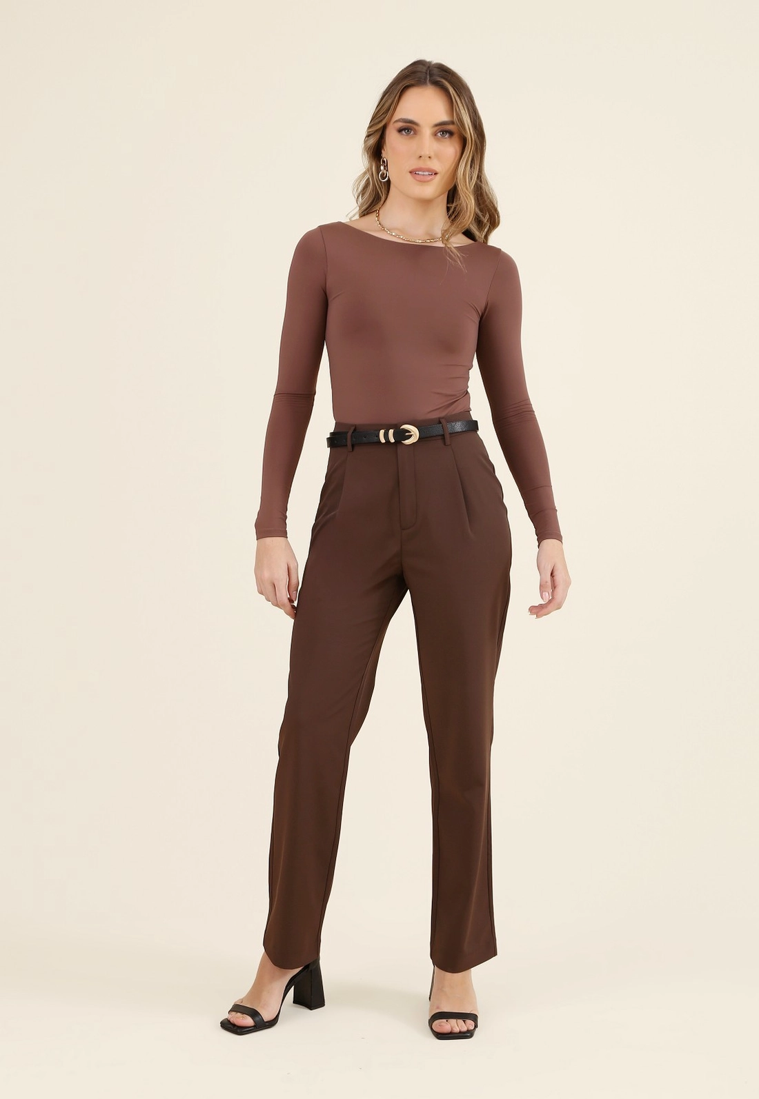 Blusa Decote Halter Manga Longa Em Poliamida