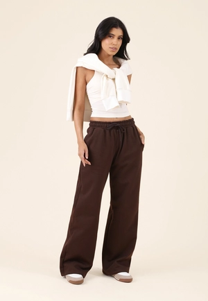 Calça Wide Leg Moletom Com Bolsos E Amarração No Cós