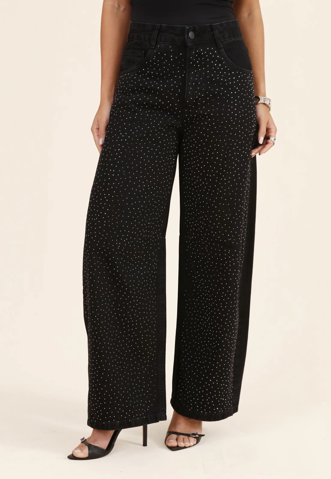Calça Jeans Balloon Com Apliques