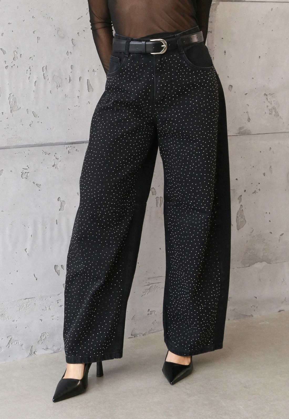 Calça Jeans Balloon Com Apliques