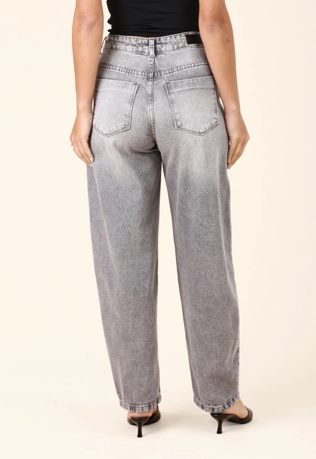 Calça Jeans Balloon Cinza