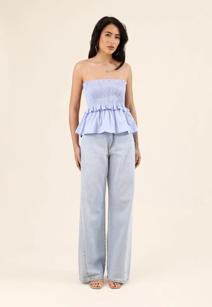Calça Jeans Wide Leg Com Recorte Lateral