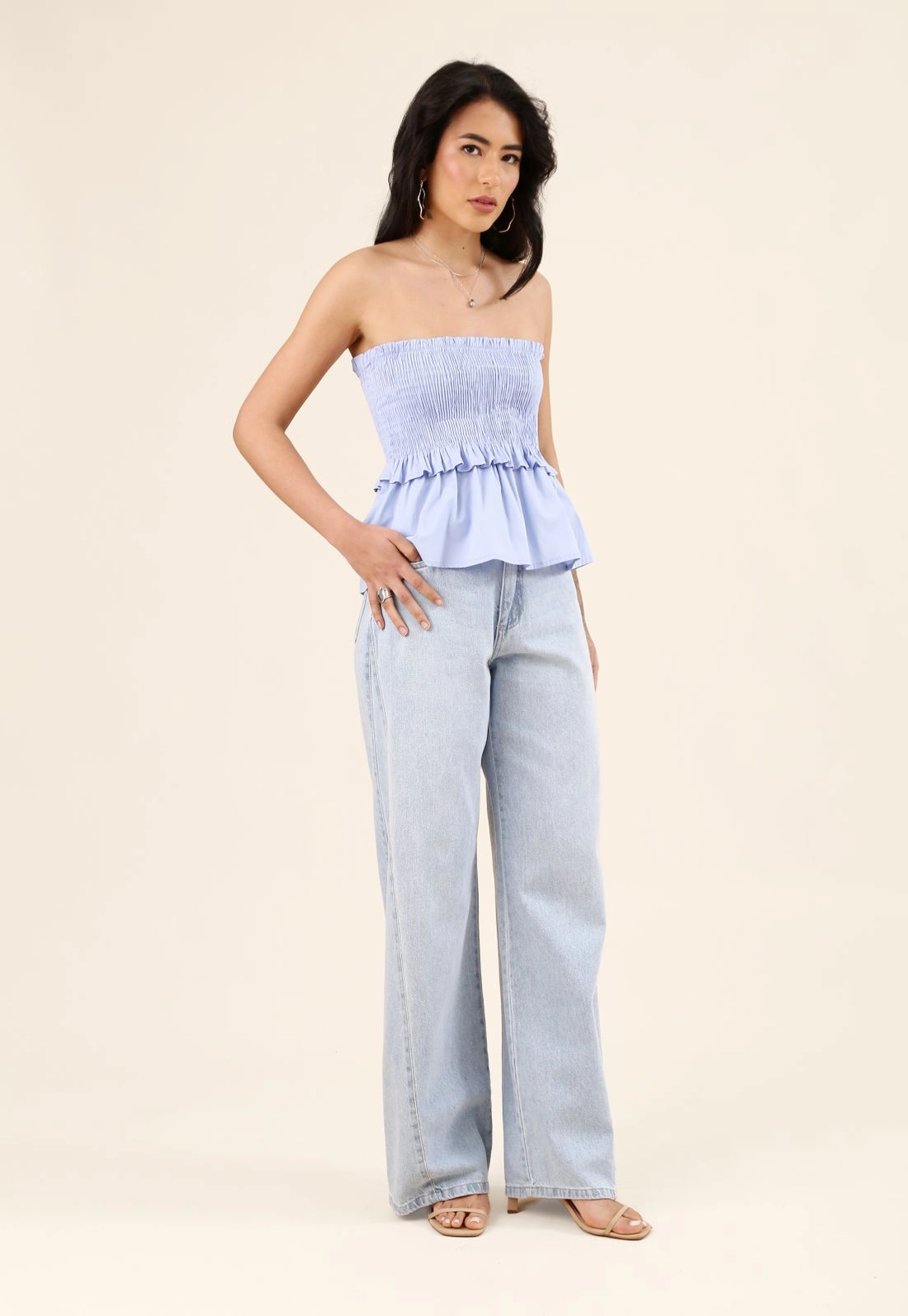 Calça Jeans Wide Leg Com Recorte Lateral