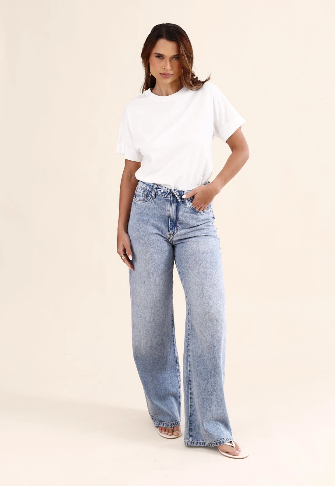 Calça Jeans Wide Leg Com Cós Virado