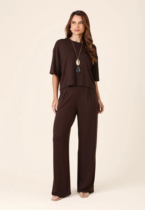 Calça Wide Leg Com Pregas Em Moletinho