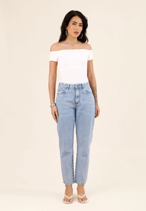 Calça Jeans Mom Azul Claro