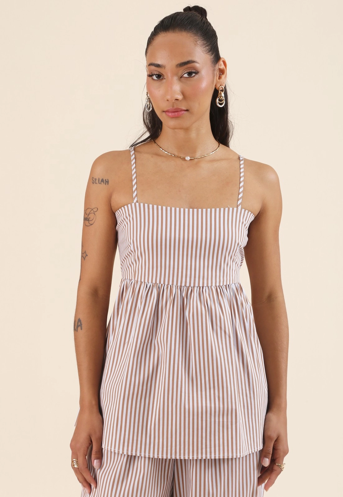Blusa Bata De Alça Em Tricoline Listrado