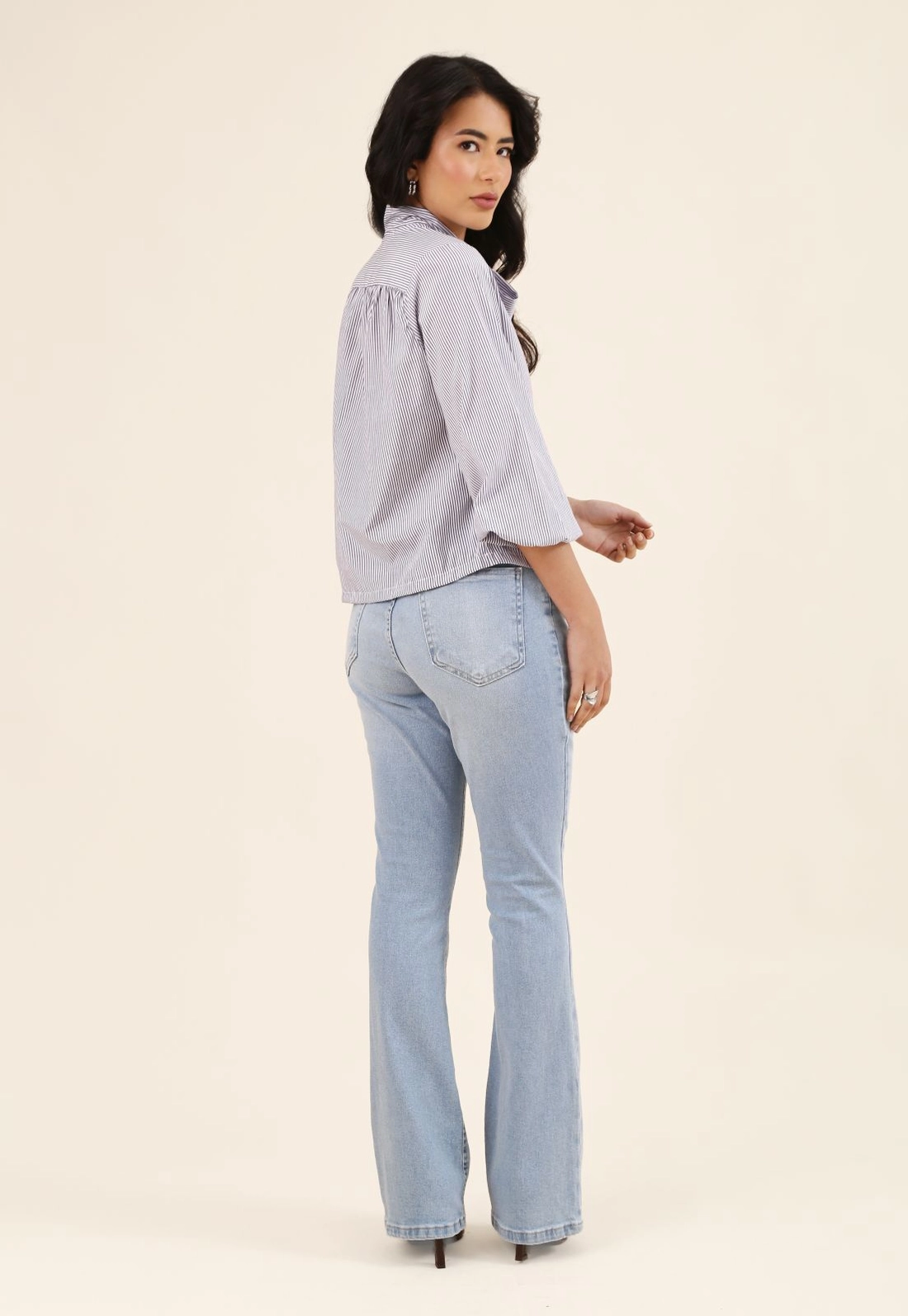 Blusa Com Gola Laço Em Tricoline Listrado
