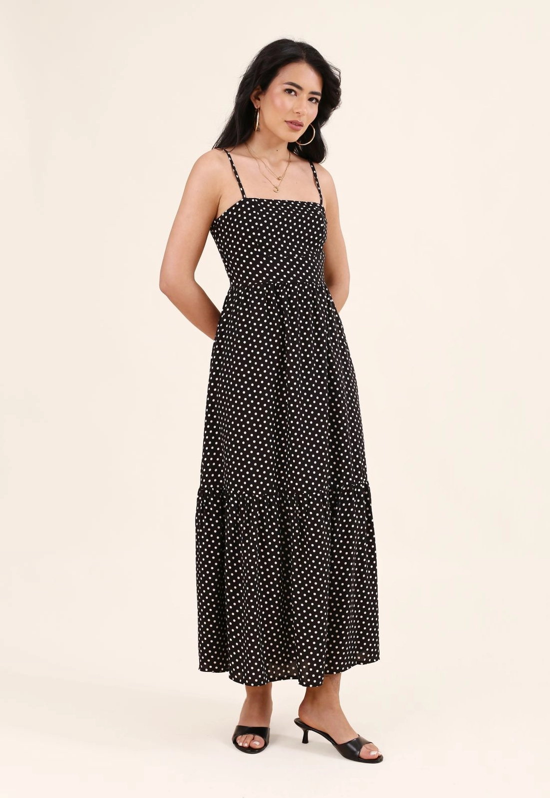 Vestido Midi Poá com Alças e Bolso