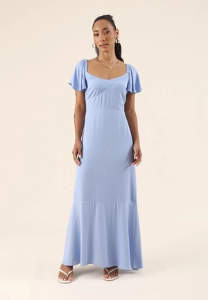 Vestido Midi Com Recorte No Busto E Manga Curta
