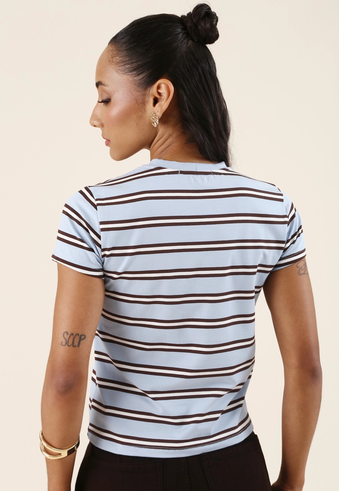 Blusa Manga Curta Em Malha Listrada
