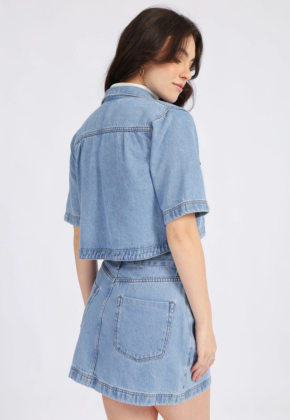 Camisa Jeans Manga Curta Bolso Frontal