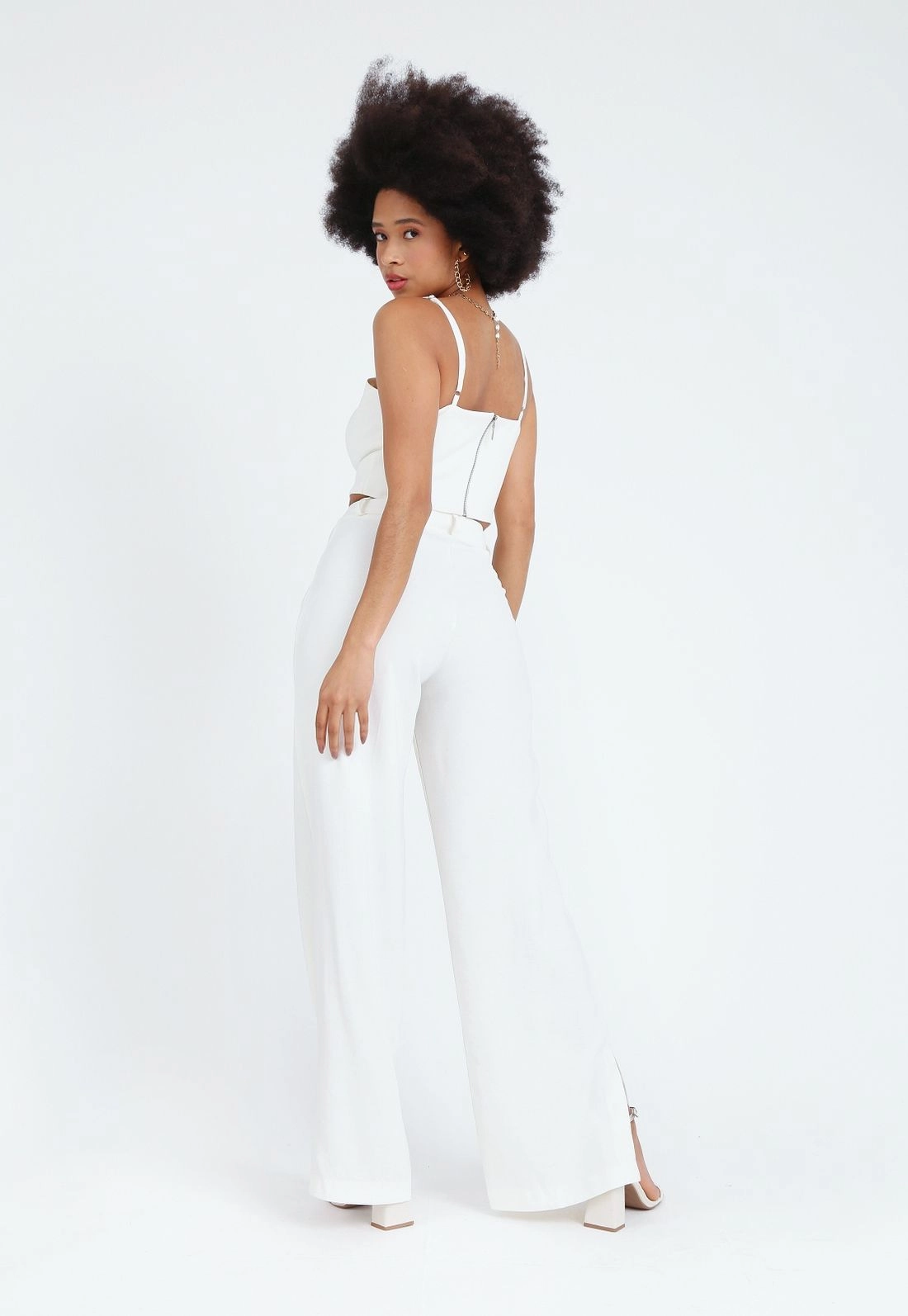 Calça Crepe Wide Leg Abertura Lateral
