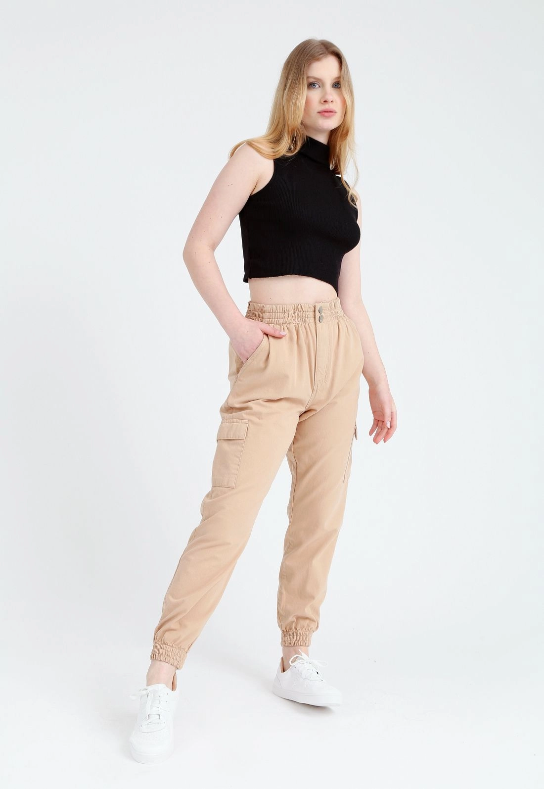 Calça Sarja Jogger Bolso Cargo