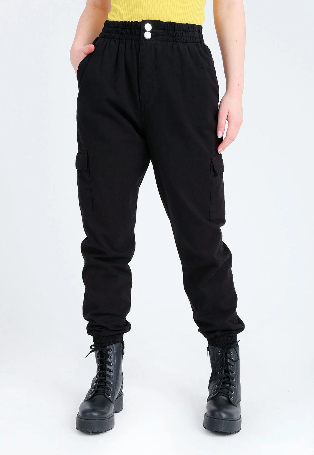 Calça Sarja Jogger Bolso Cargo