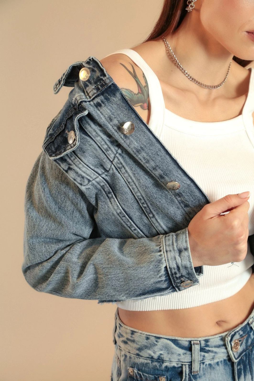 Jaqueta Jeans Cropped Barra Desfiada