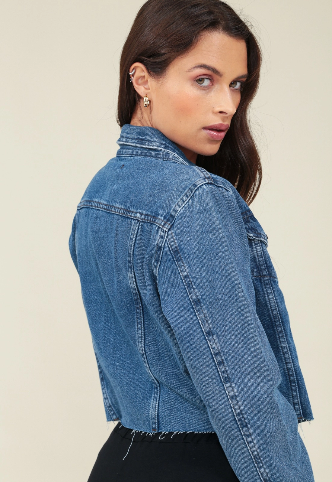 Jaqueta Jeans Cropped Barra Desfiada