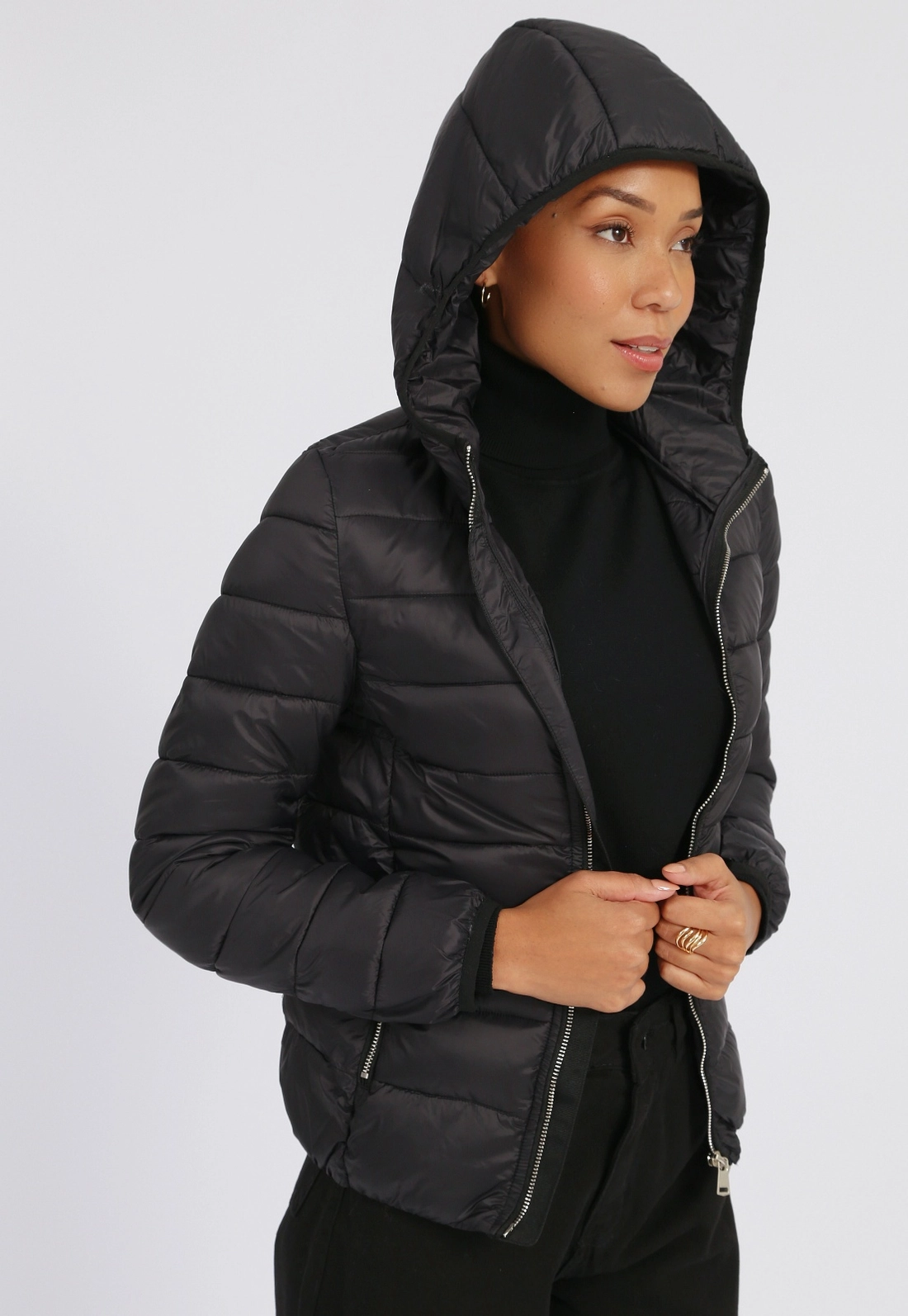 Jaqueta Nylon Básica