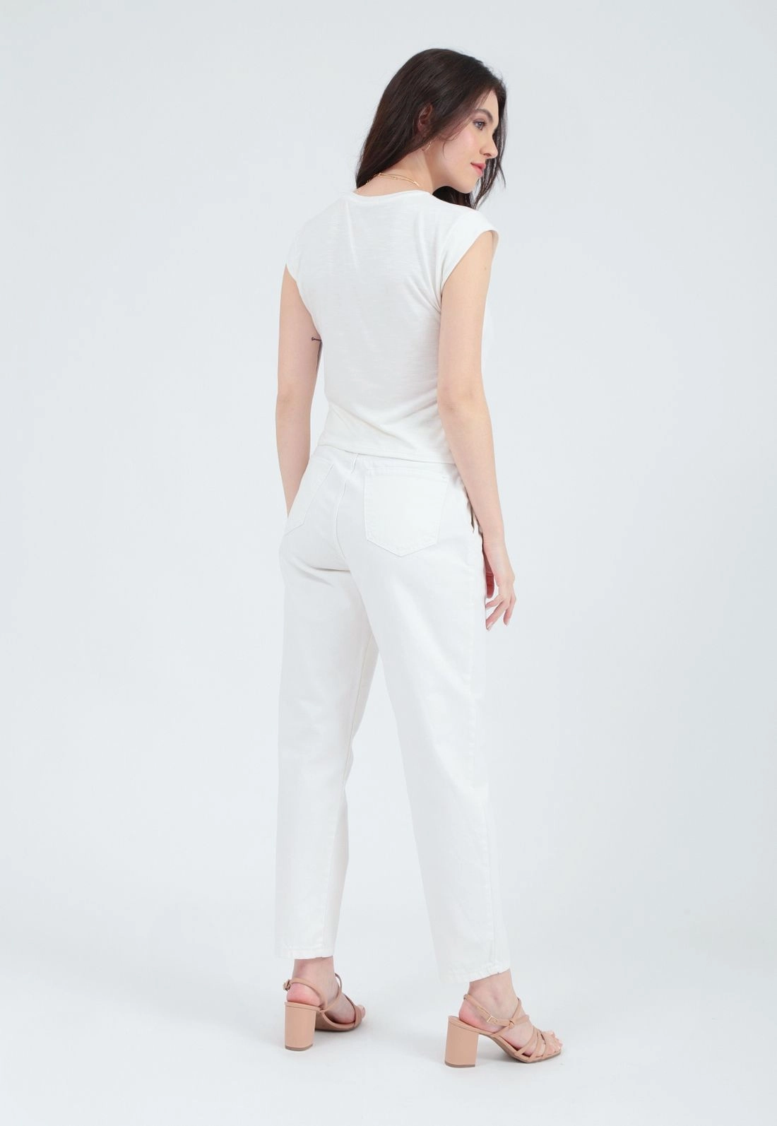 Calça Sarja Mom Bolso Faca