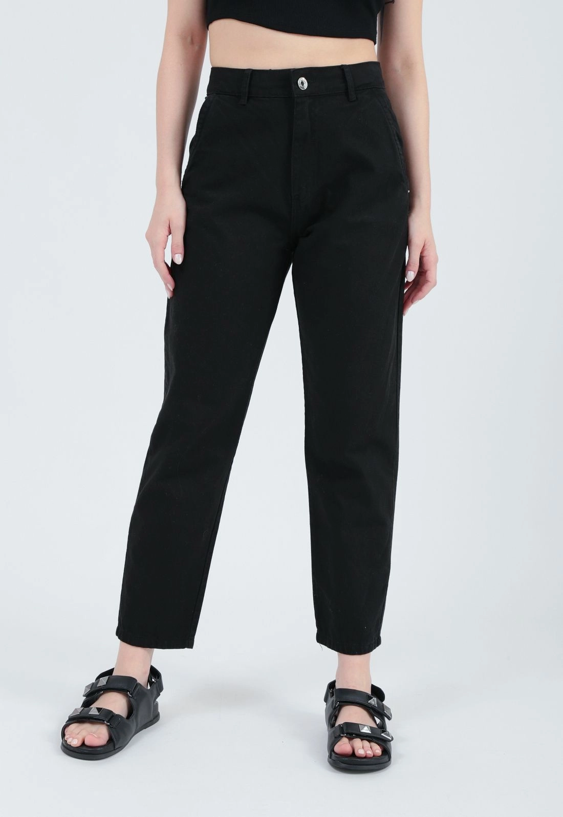 Calça Sarja Mom Bolso Faca
