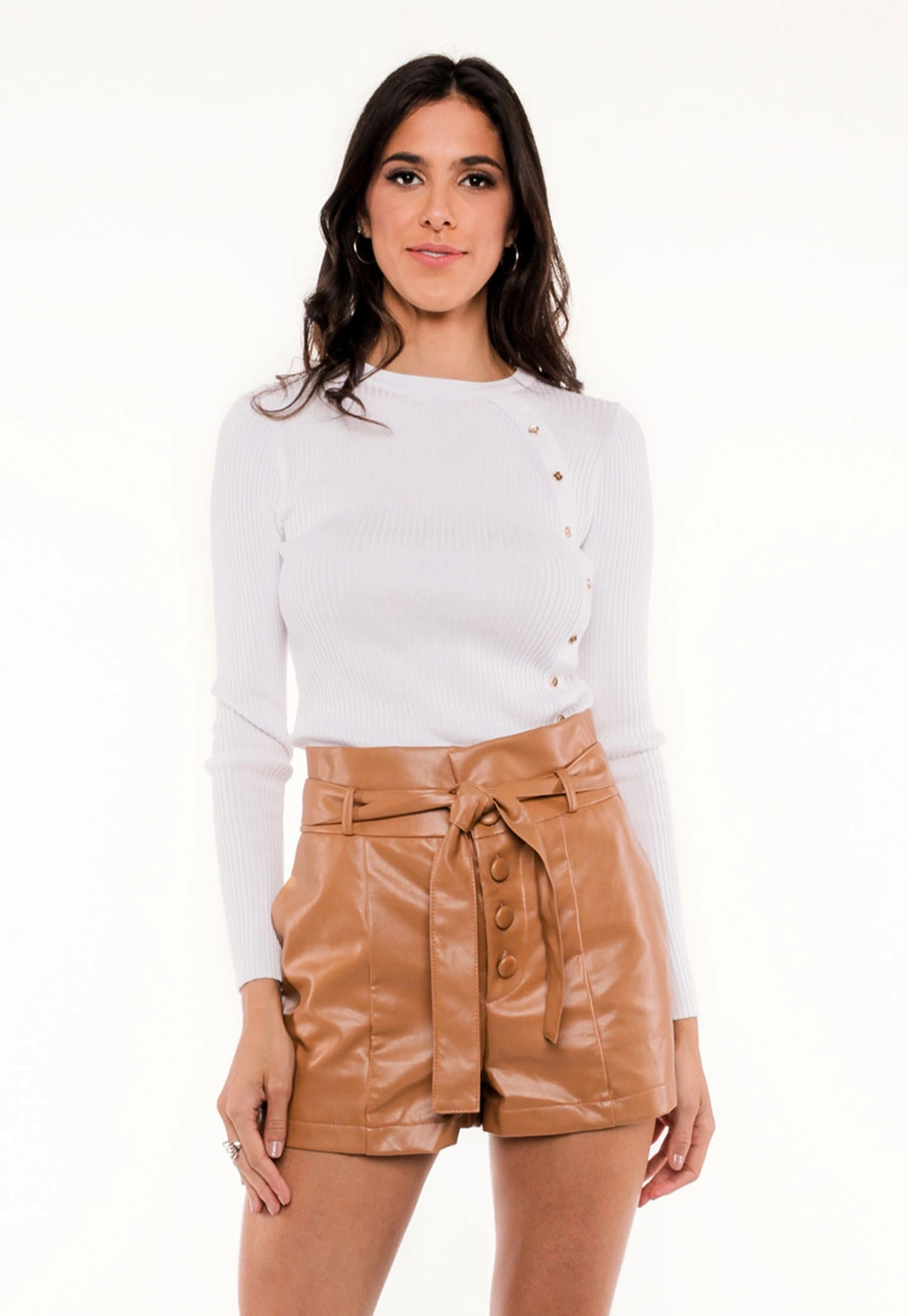 Shorts Couro Sintético Faixa