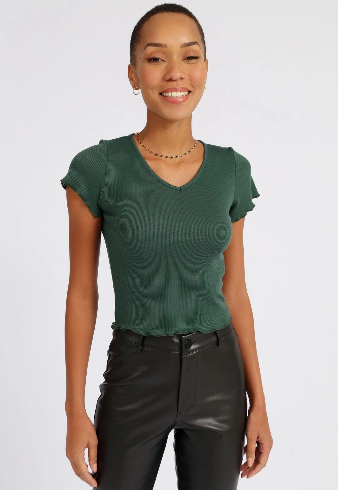 Blusa Ribana Decote V Frufru