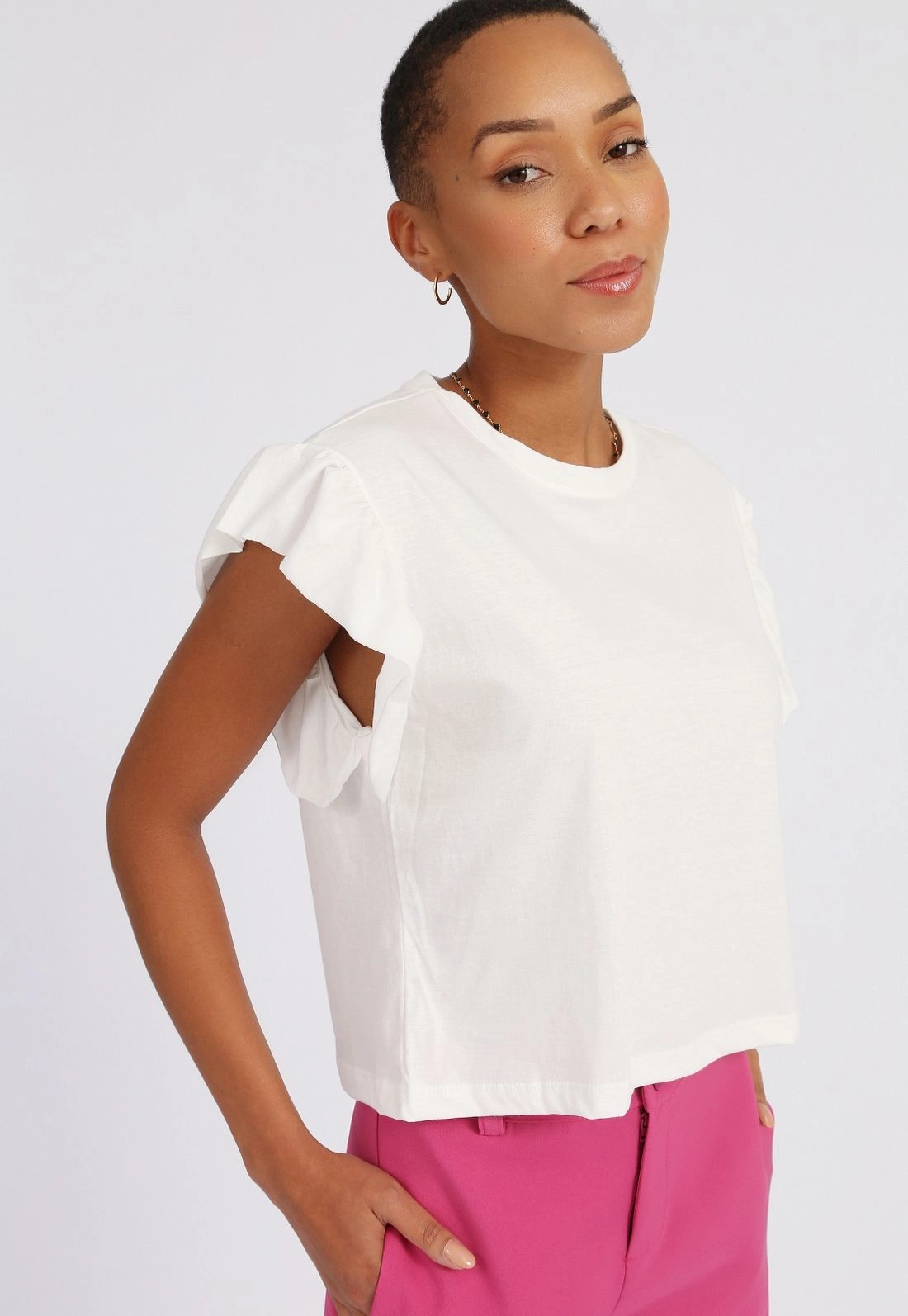 Blusa Malha Manga Curta Babado
