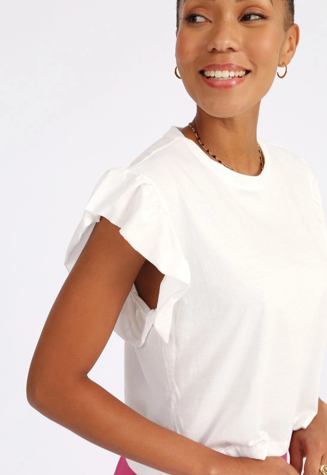 Blusa Malha Manga Curta Babado